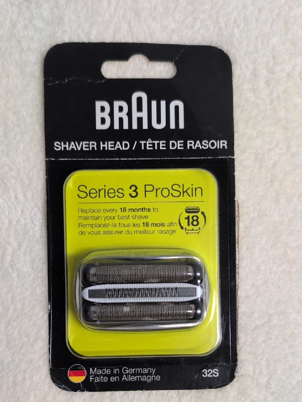 Braun Series 3 ProSkin Shaver Head - 32S  Yellow & Black Packaging
